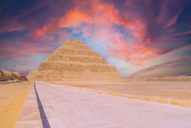 Day Tour to Pyramids, Memphis, and Sakkara