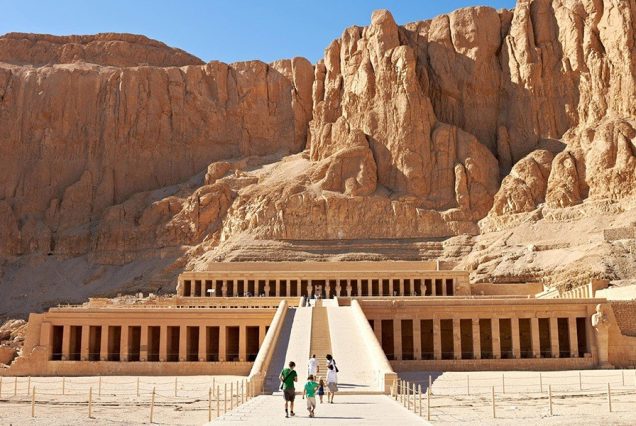 Private tour to the East and West Bank of Luxor